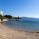 Apartament Andrijana By Interhome
