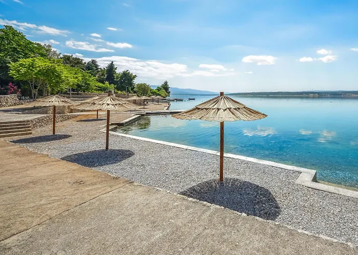 Andrijana By Interhome * マスレニツァ