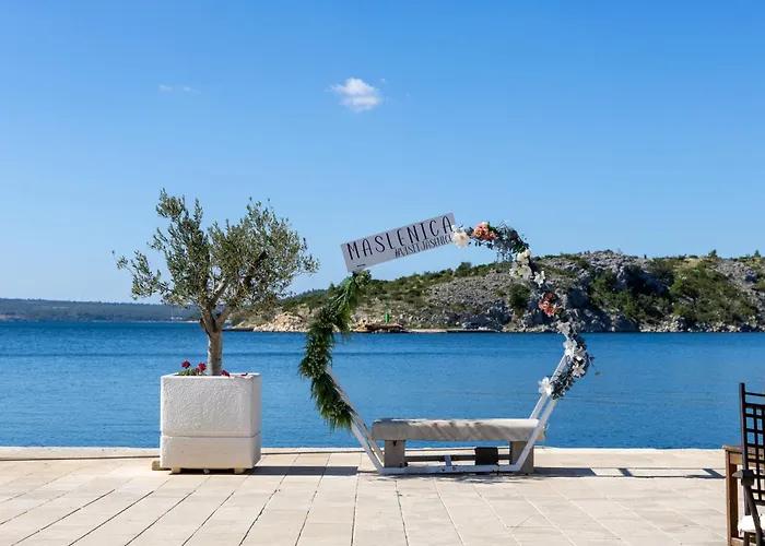 Andrijana By Interhome * マスレニツァ